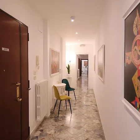 _ Cavour 156 & Savoia _ Bari