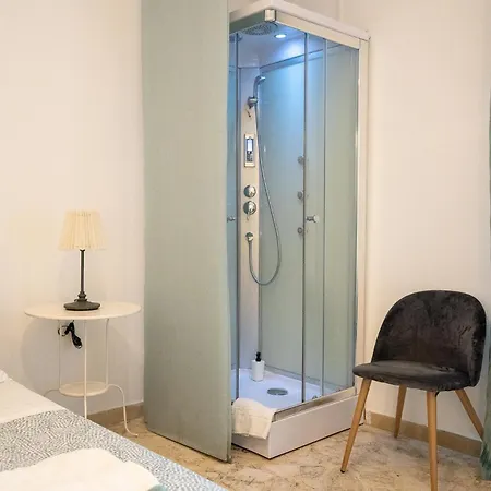 Guest house _ Cavour 156 & Savoia _ *