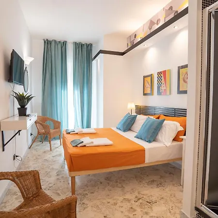 _ Cavour 156 & Savoia _ 3* Bari