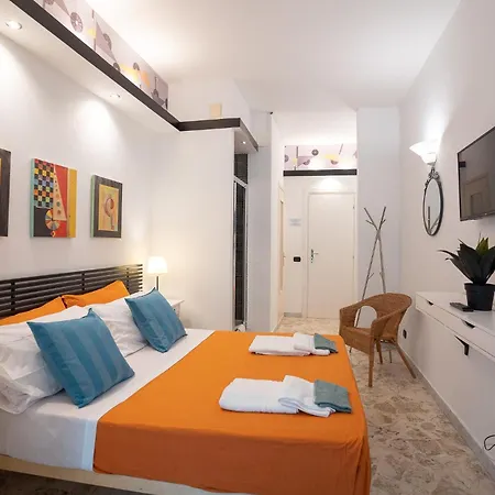 _ Cavour 156 & Savoia _ Guest house Bari