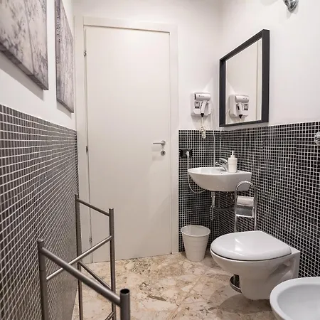 Guest house _ Cavour 156 & Savoia _