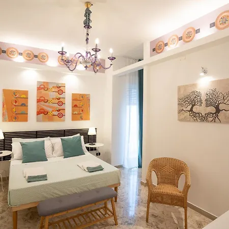 Guest house _ Cavour 156 & Savoia _ 3*