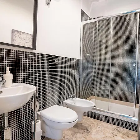 _ Cavour 156 & Savoia _ Guest house