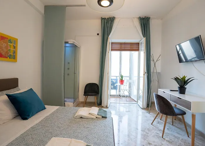 _ Cavour 156 & Savoia _ Μπάρι