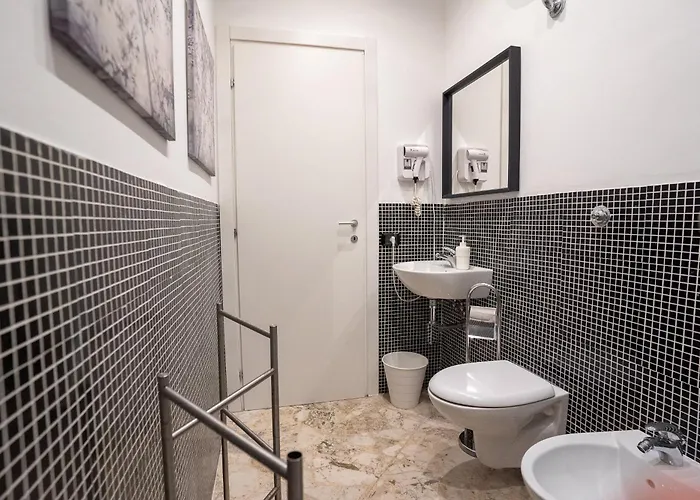 Konukevi _ Cavour 156 & Savoia _